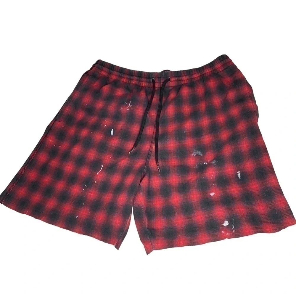 UO PLAID CUT OFF SHORTS SIZE LARGE